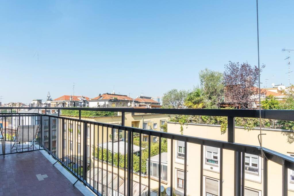 Appartement Elegante Bilocale San Calocero à Milan Extérieur photo